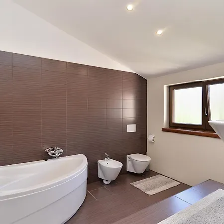 Apartman Rovinjsko Selo 2275 *