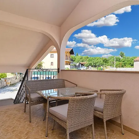 Rovinjsko Selo 2275 Appartamento
