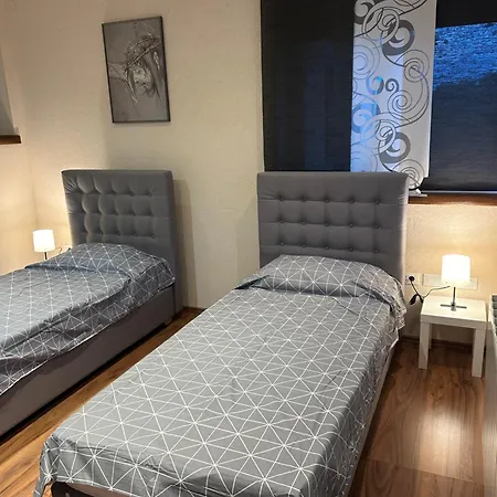 Rovinjsko Selo 2275 Appartamento *
